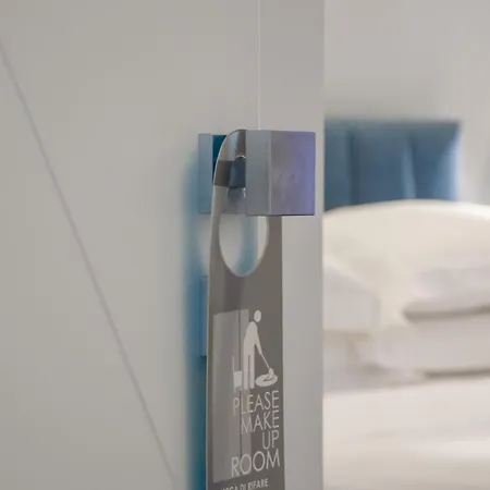 B&B Papavero Giallo 레 카스텔라